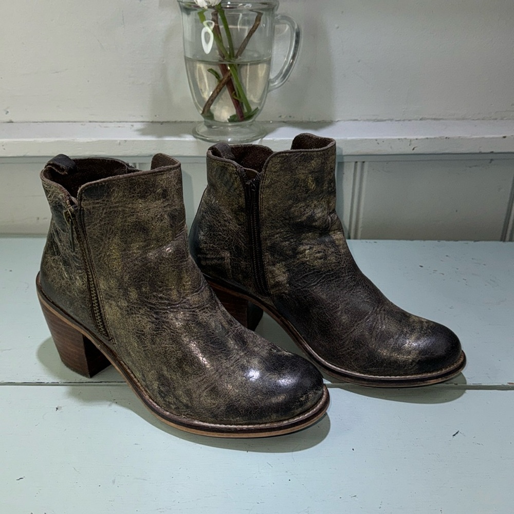 Diba true show ankle boots